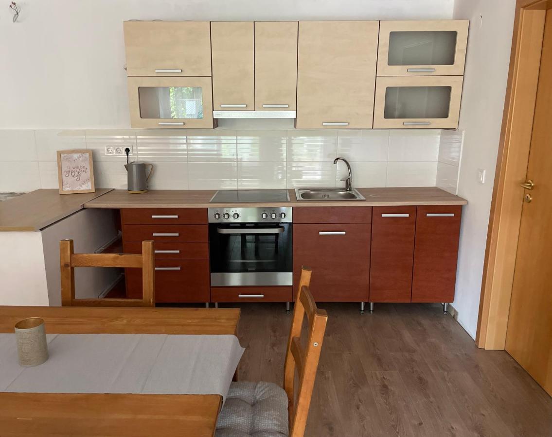 Boni Apartman Miskolc Eksteriør billede