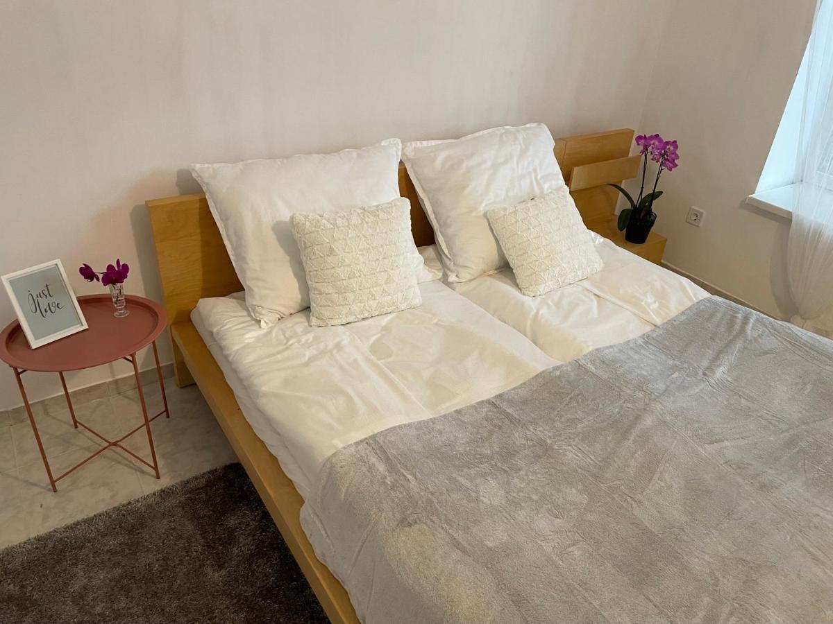 Boni Apartman Miskolc Eksteriør billede